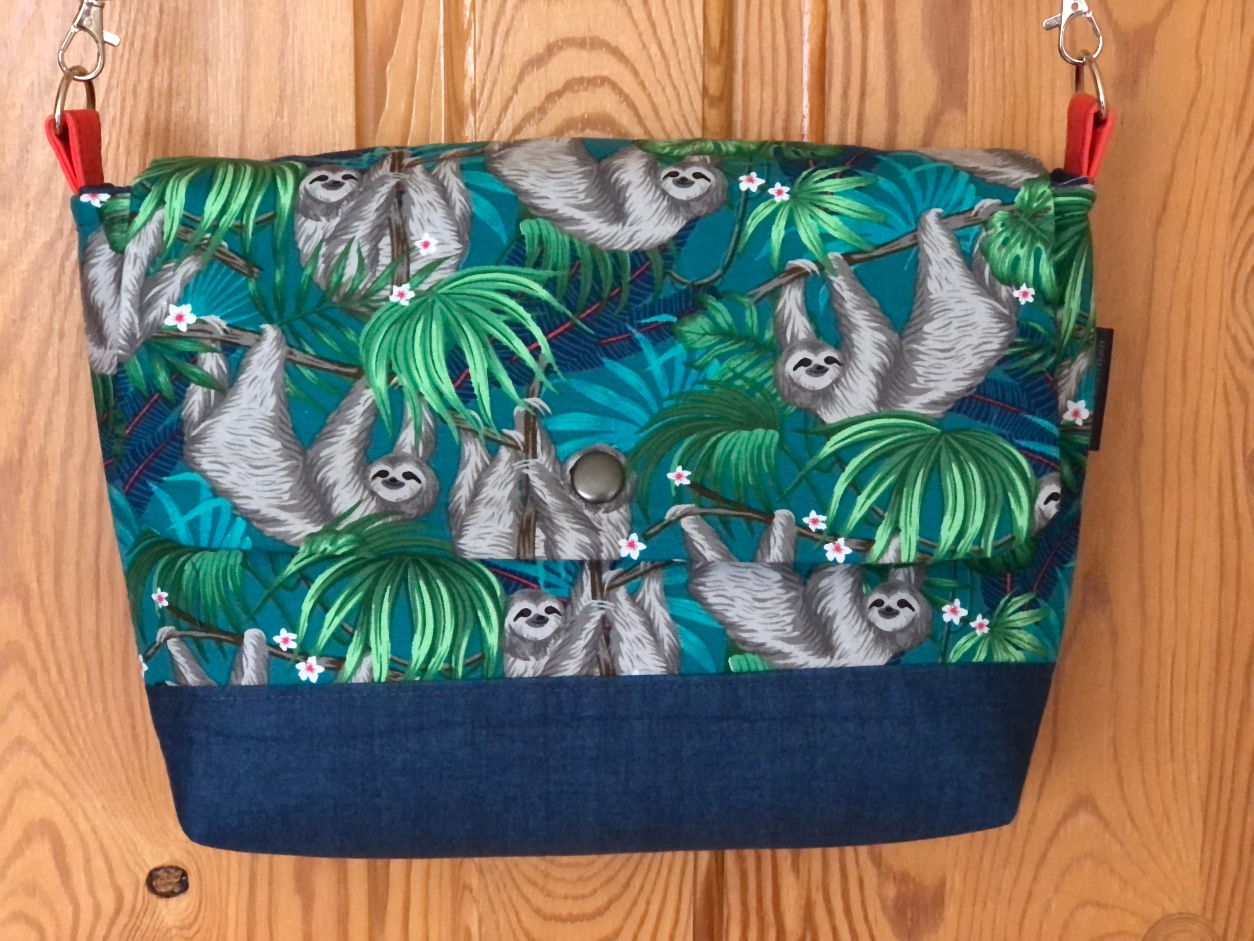 Shaldon wildlife trust sloth shoulder bag – Bags For Biodiversity