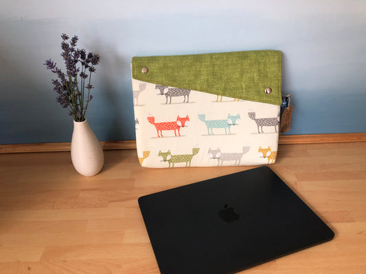 foxy laptop sleeve for 13 inch Macbook and other 13 inch screens