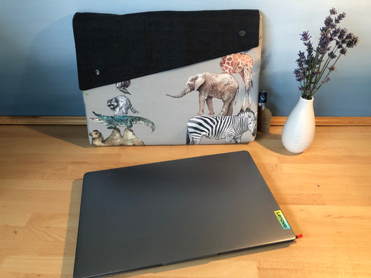 wild animal laptop sleeve for 17 inch screen