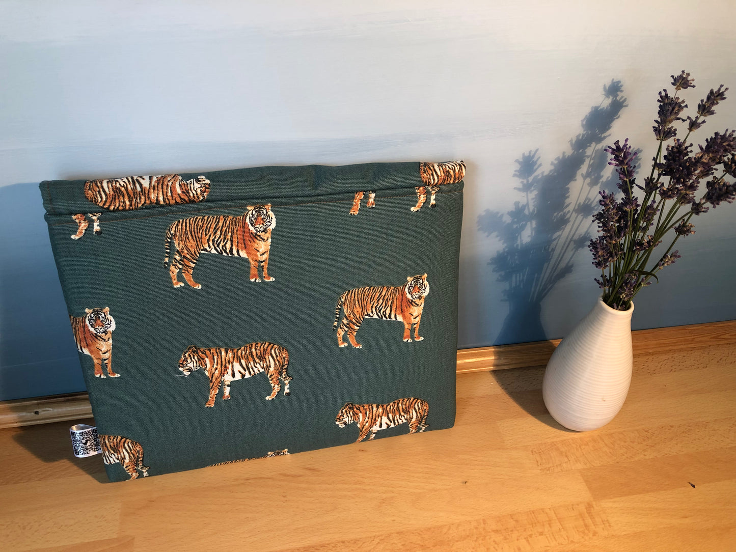 tiger iPad padded case for ipad measuring 27cm wide by 21cm
