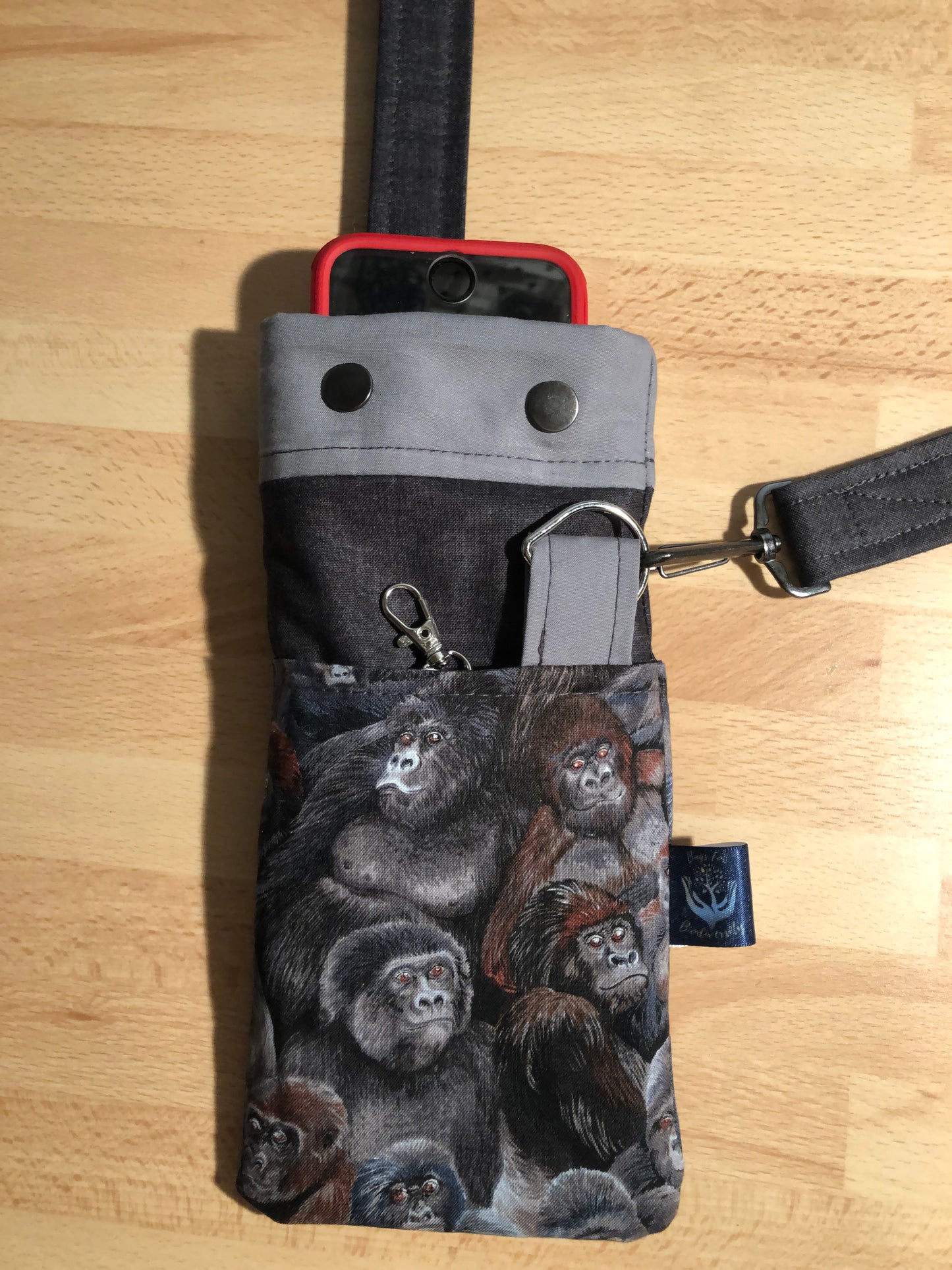 Gorilla phone bag with detachable strap and key carabine