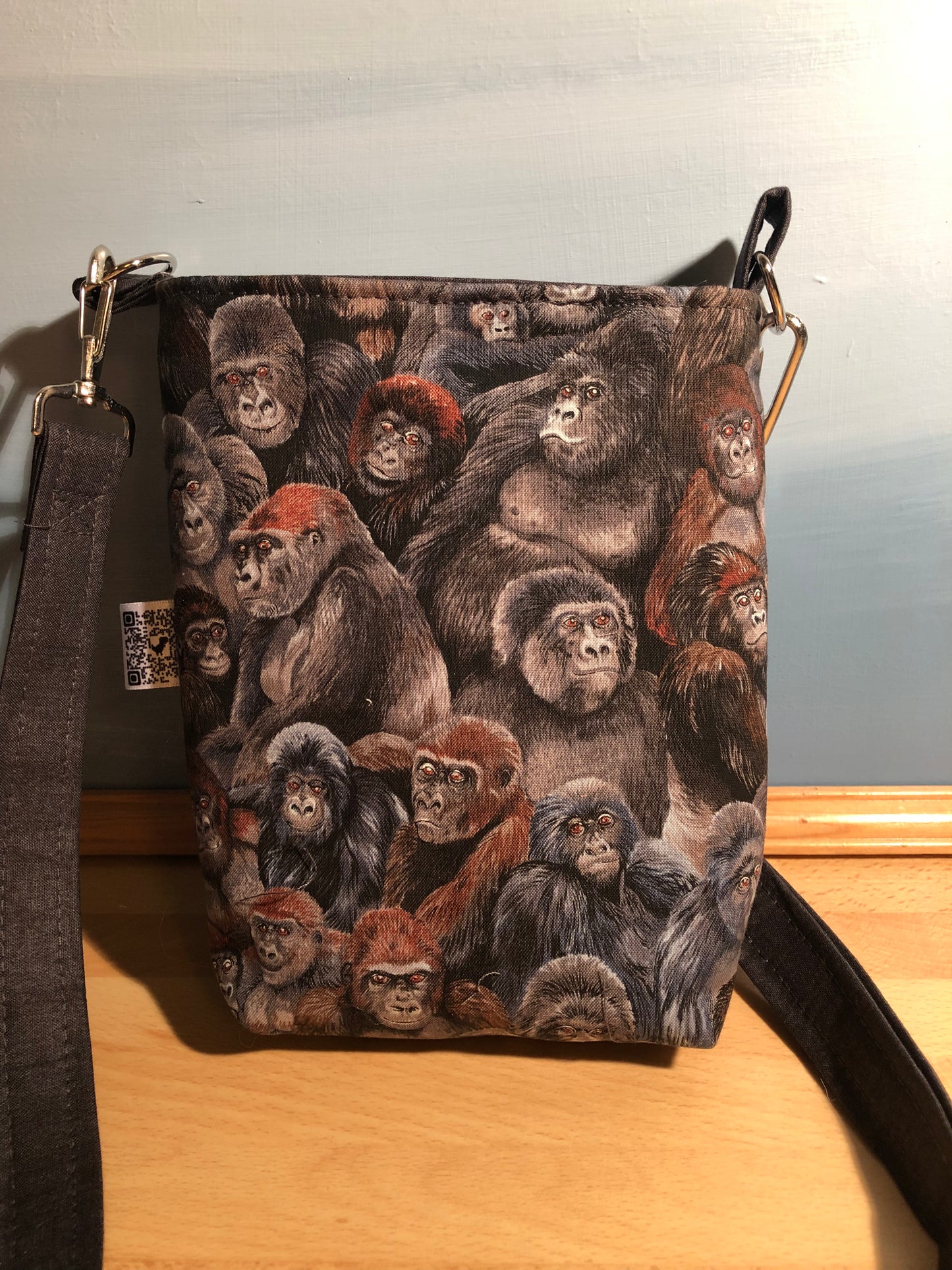small gorilla crossbody bag with detachable strap