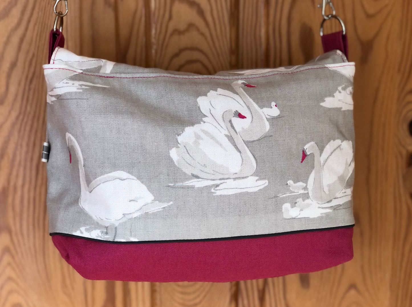 Grey and pink swan pattern shoulder bag